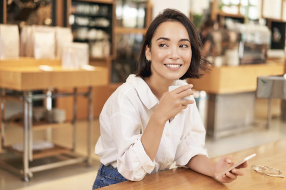 Kollaborative Workshop-Situation mit professioneller Begleitung