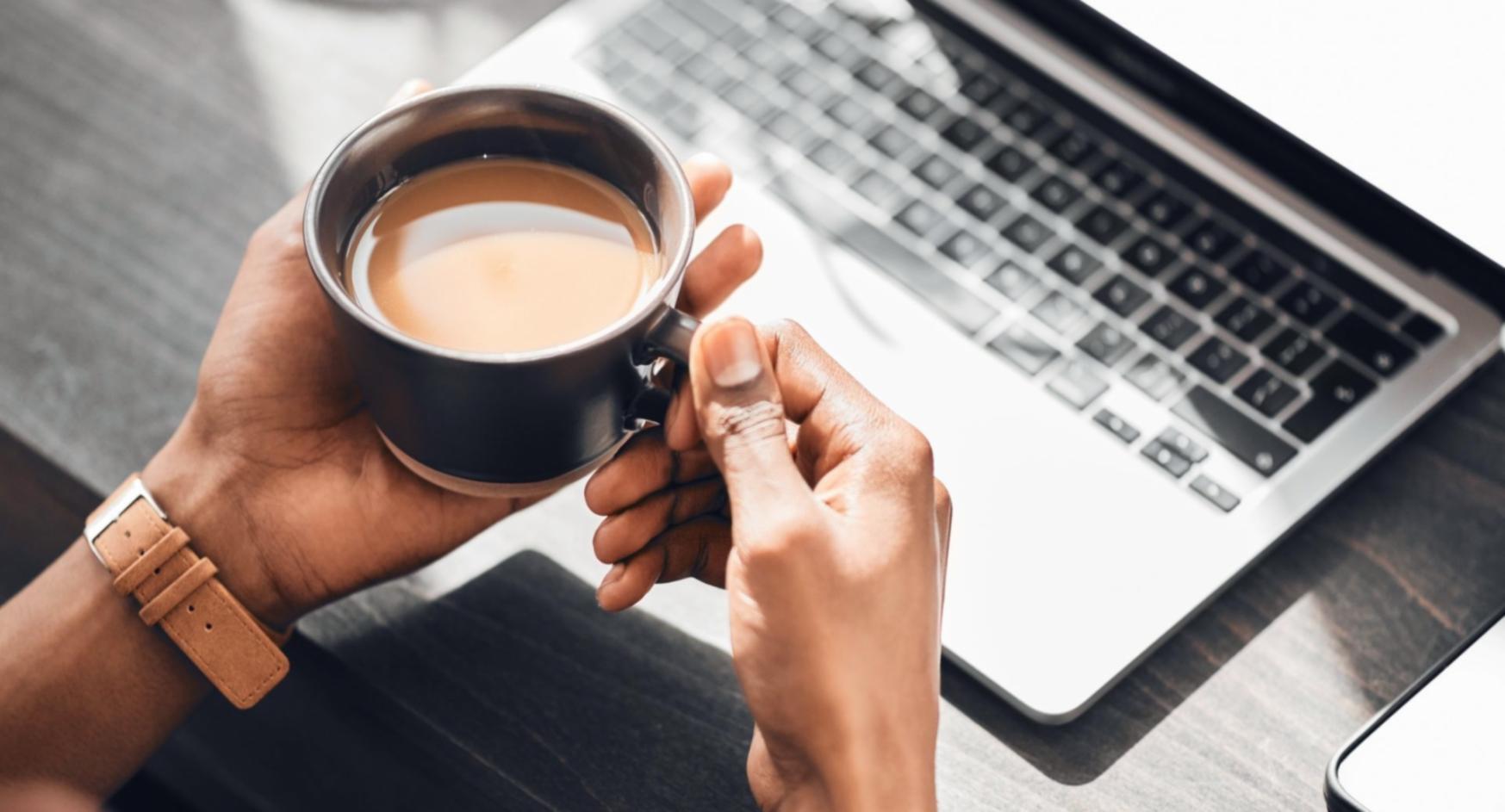 Praktische Übungen zur emotionalen Intelligenz in Workshop-Umgebung